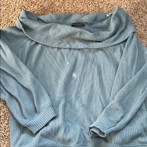 Abercrombie and Fitch off the shoulder top